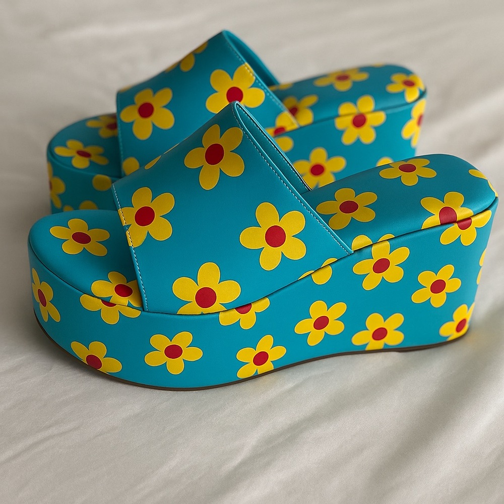Cider Blue Floral Platform Shoes